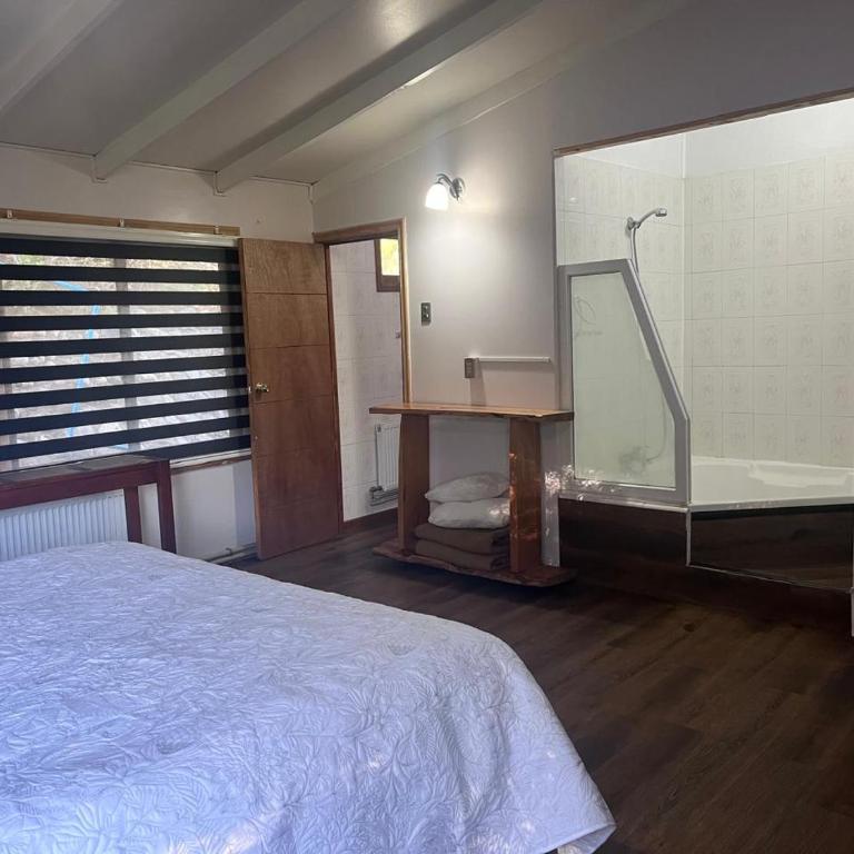 Hospedaje el juncal - Suite con bañera de hidromasaje y cama grande - 2