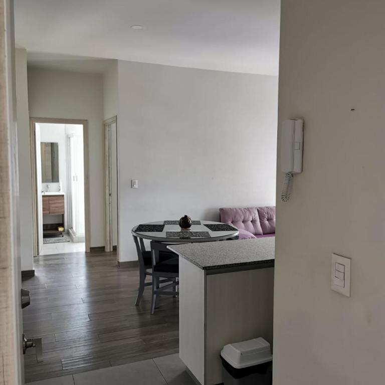DEPA Cosmopol acepto roomies - Two-Bedroom Apartment - 14