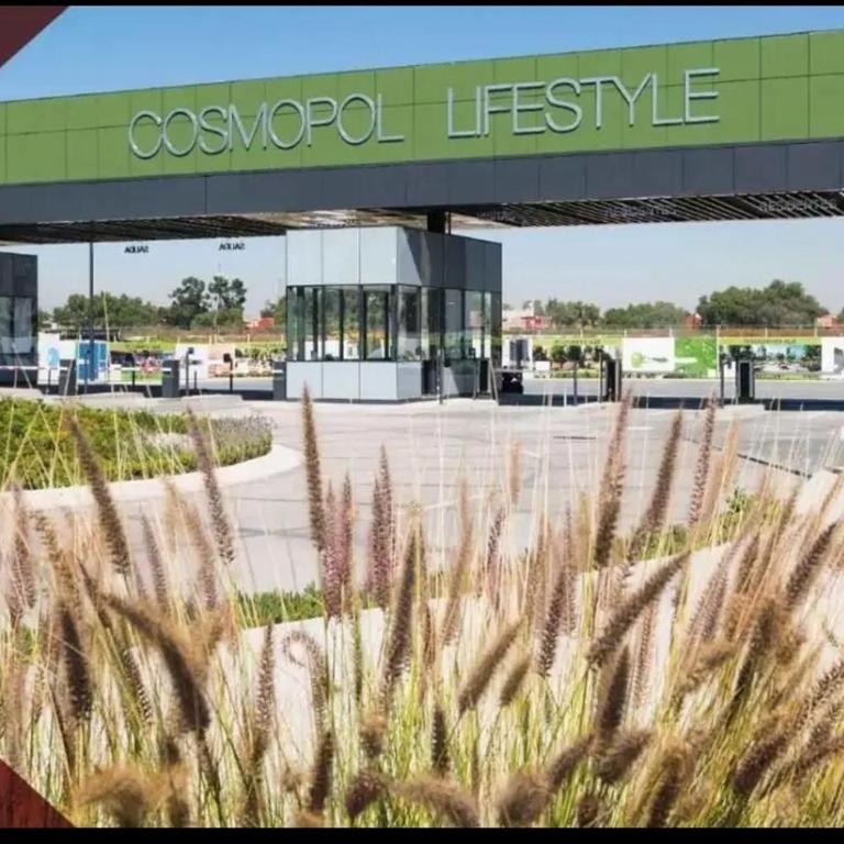 DEPA Cosmopol acepto roomies - Two-Bedroom Apartment - 1