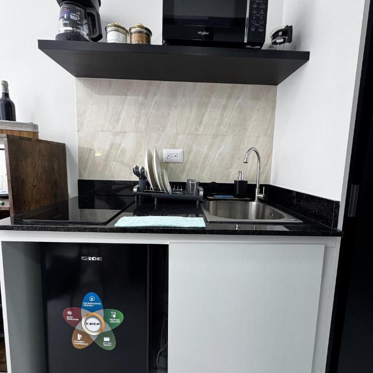 Moderno Studio con Rooftop y Vista a la Ciudad Zona 93 - Apartamento de 1 dormitorio - 11