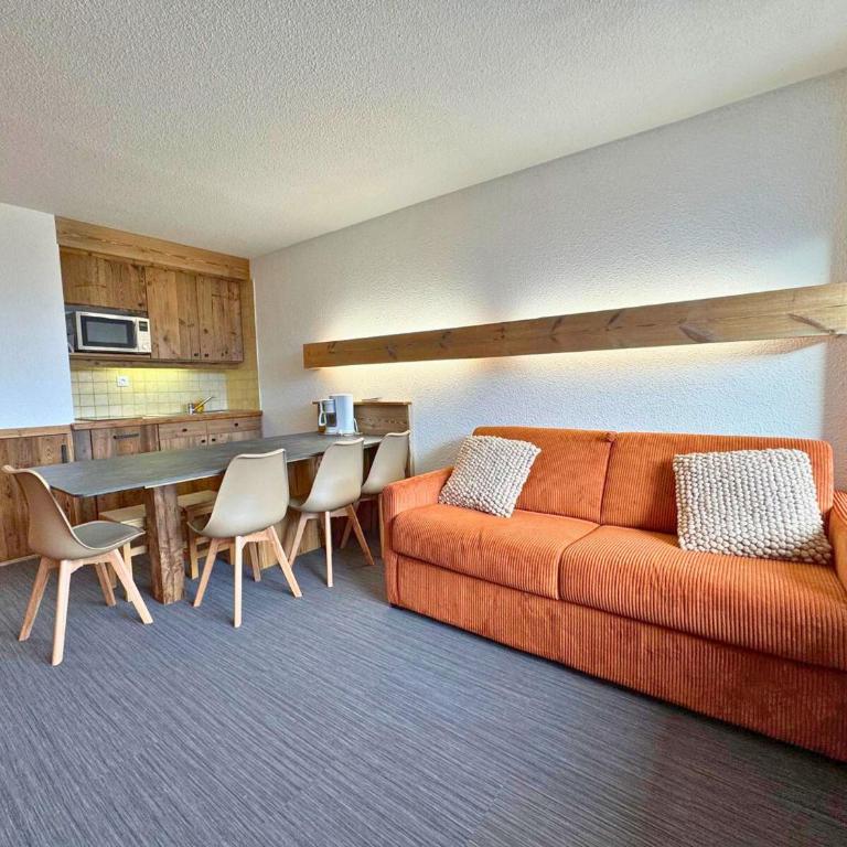 Studio ensoleillé pour 5 Pers. à la Croisette, Menuires - Balcon, Pied des pistes - FR-1-452-359 - Estudio - 1