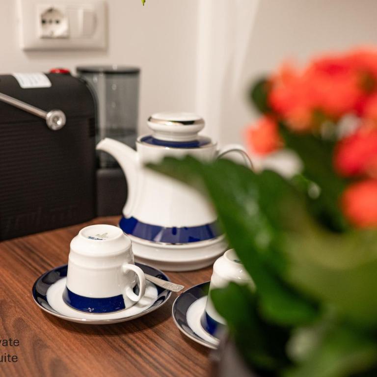 Accordi al Politeama - Camera Matrimoniale con Bagno Privato - 6