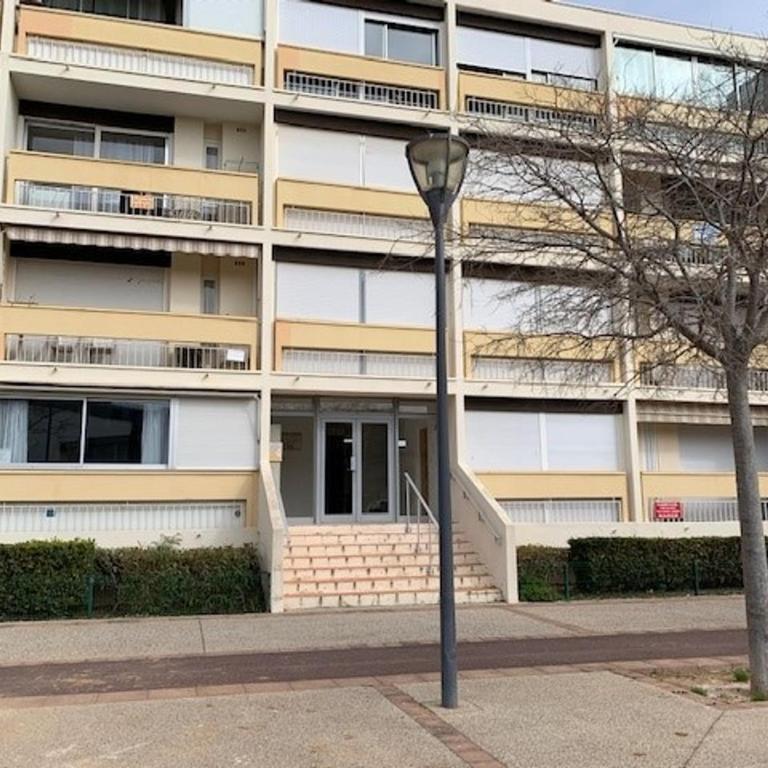 Appartement Proche Thermes avec Balcon et Parking à Balaruc-les-Bains - FR-1-503-23 - Studio - 10