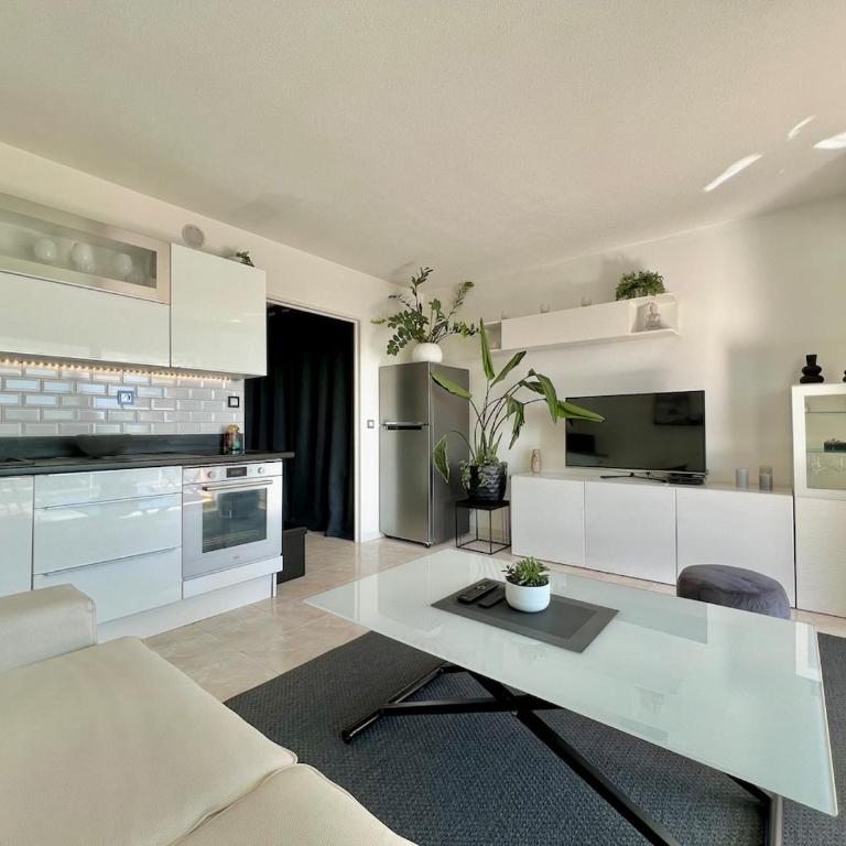 Studio classé 3 étoiles vue mer - terrasse et plage - Appartement - Vue sur Mer - 19