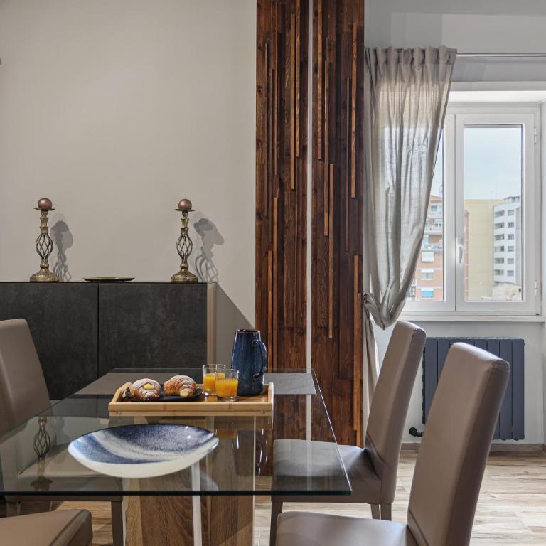 SPQR Luxury apartment with balconies !!! - One-Bedroom Apartment with Balcony - 10