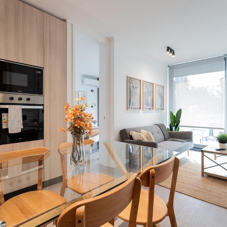 Riesco Suites by Andes STR - Two-Bedroom Apartment with Balcony - Parking Included - 3