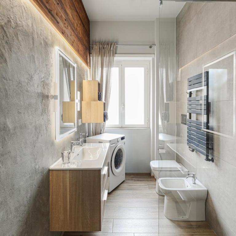 SPQR Luxury apartment with balconies !!! - One-Bedroom Apartment with Balcony - 6