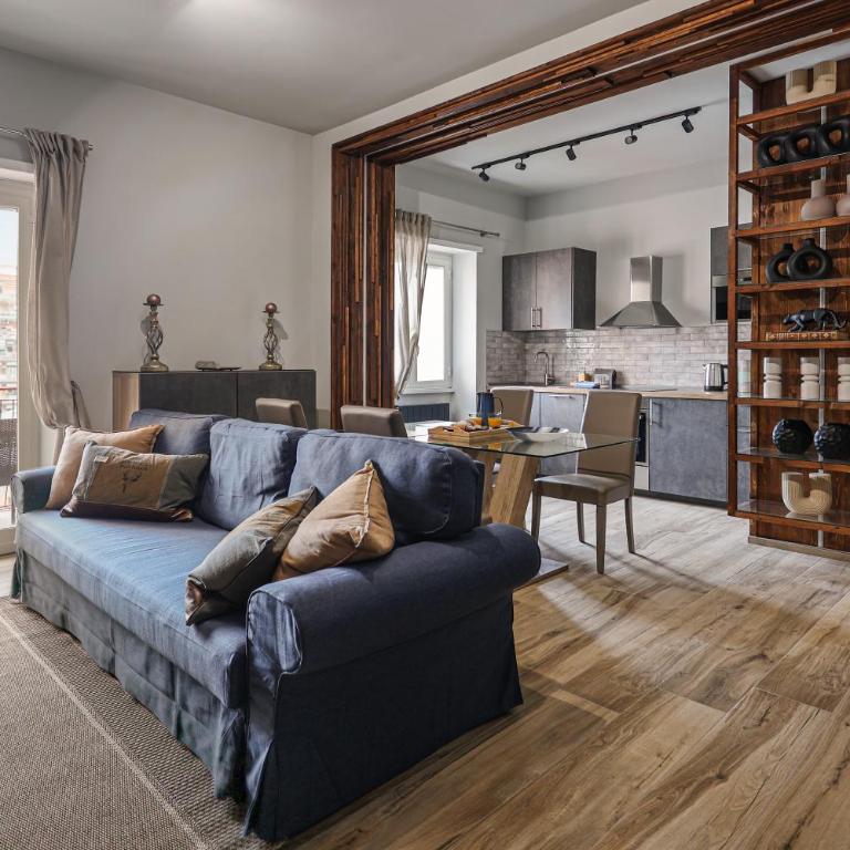 SPQR Luxury apartment with balconies !!! - One-Bedroom Apartment with Balcony - 24