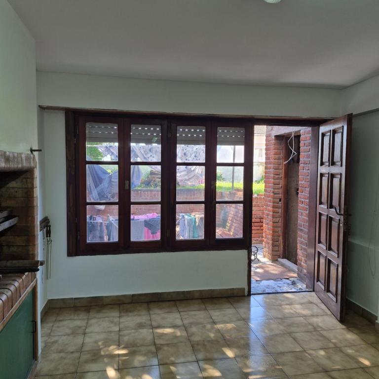 Casa con parque, 4 habitaciones, zona Villa Victoria Ocampo - Vacation Home - 12