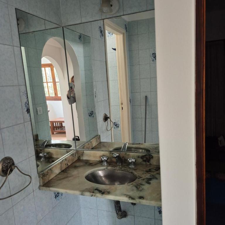 Casa con parque, 4 habitaciones, zona Villa Victoria Ocampo - Vacation Home - 25