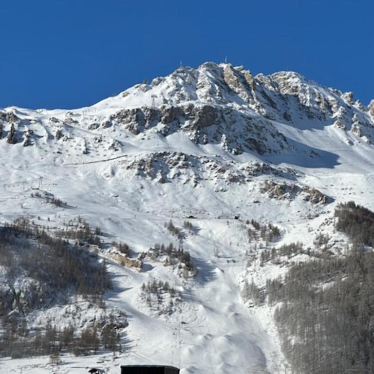 Hameau de Val 1389 Spacious cosy duplex in the heart of Val d’Isère - Appartement - 11