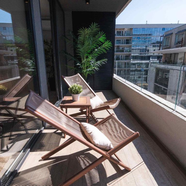 HOM I Hospedate cerca del Mall Alto Las Condes - Apartment - 2