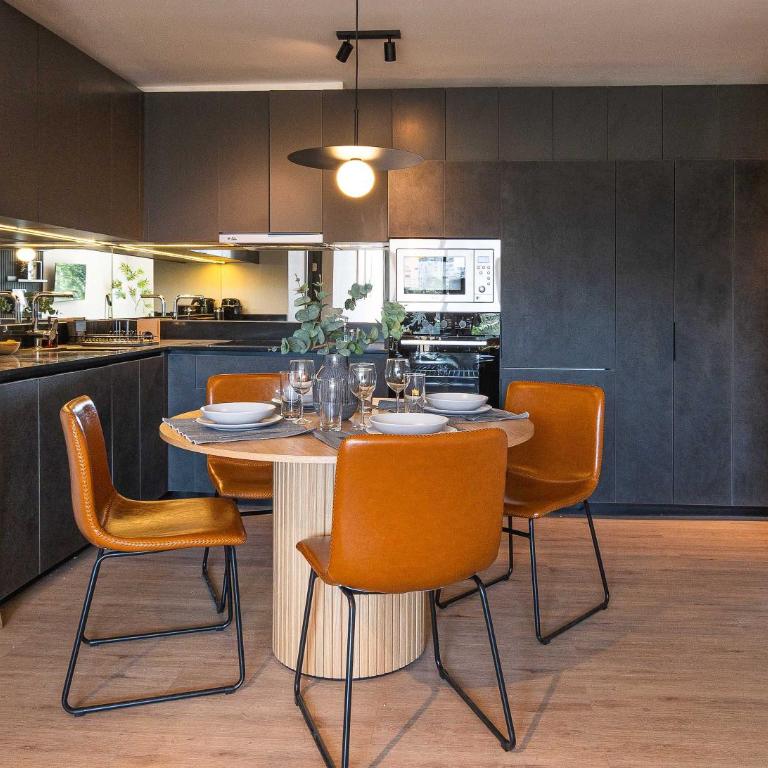 HOM I Hospedate cerca del Mall Alto Las Condes - Apartment - 25