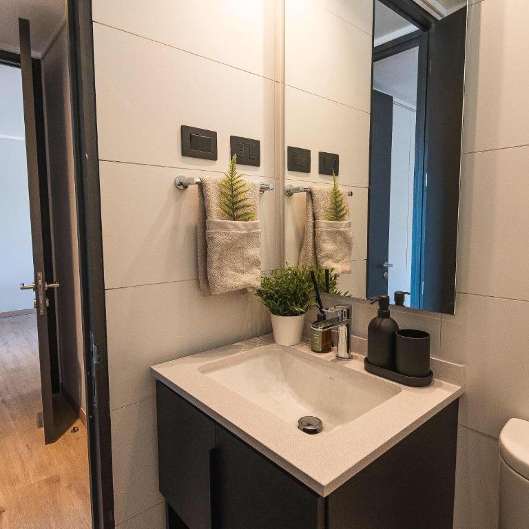 HOM I Hospedate cerca del Mall Alto Las Condes - Apartment - 32