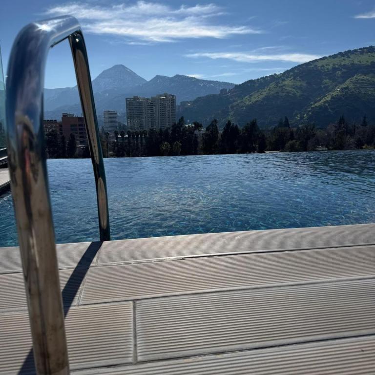 HOM I Hospedate cerca del Mall Alto Las Condes - Apartment - 56
