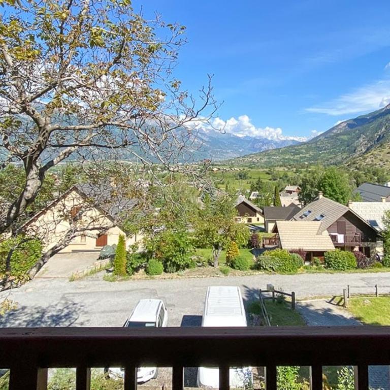 Chalet lumineux et spacieux entre Risoul Vars et les stations du Queyras - Chalet Supérieur - 44