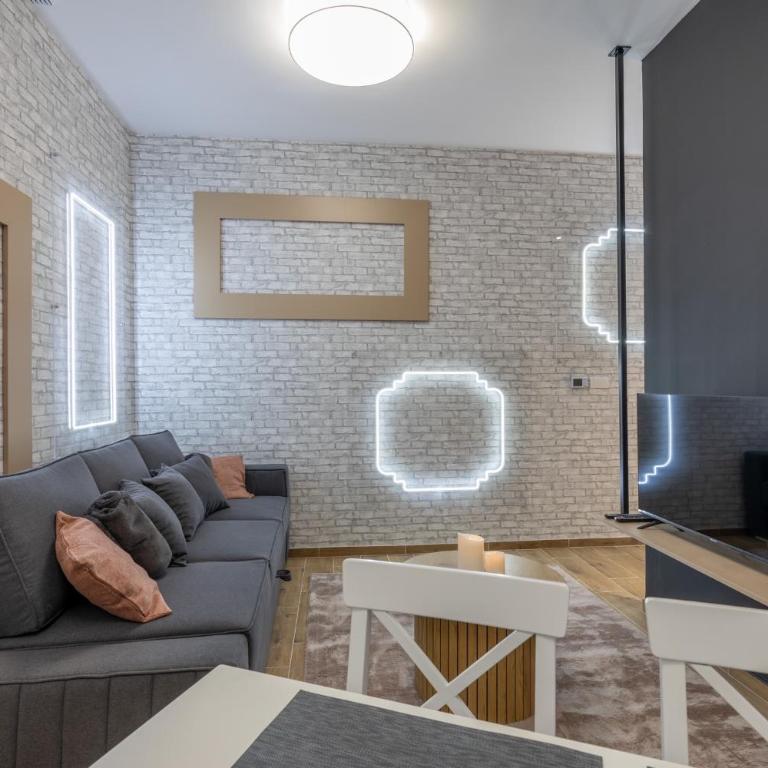 Nivalis Hill N&V - One-Bedroom Apartment - 7