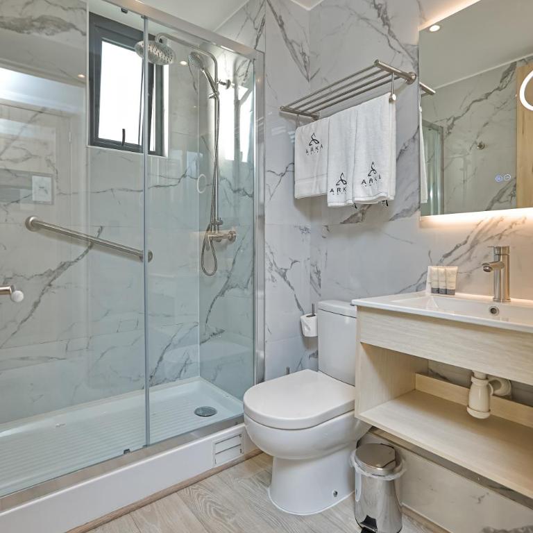 Arka Hotel - Double Room with Patio - 7