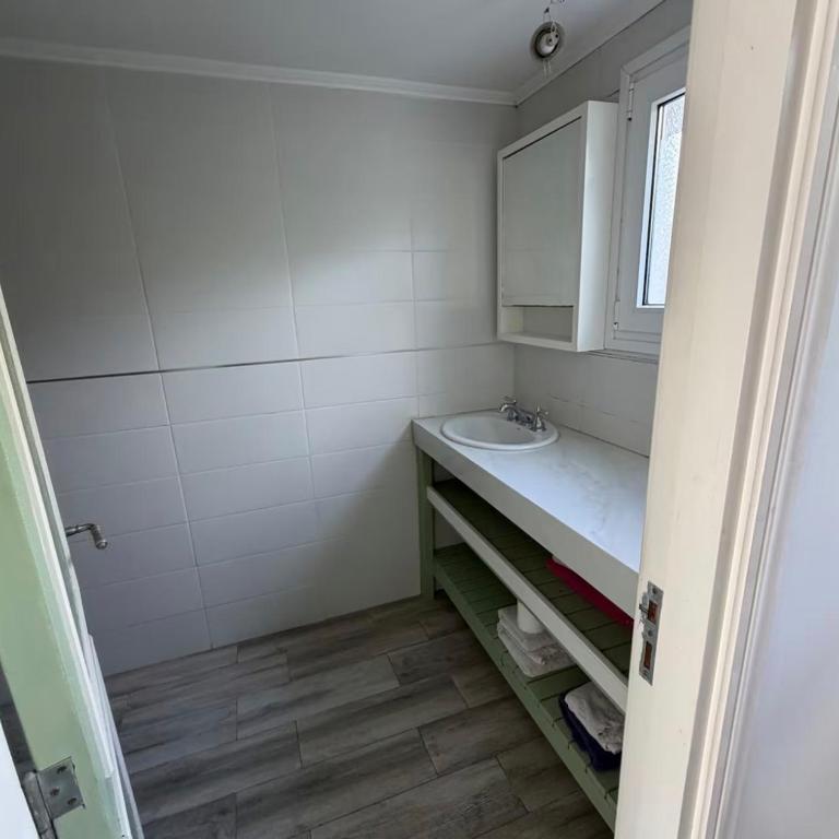 Casa en barrio privado - Four-Bedroom House - 5