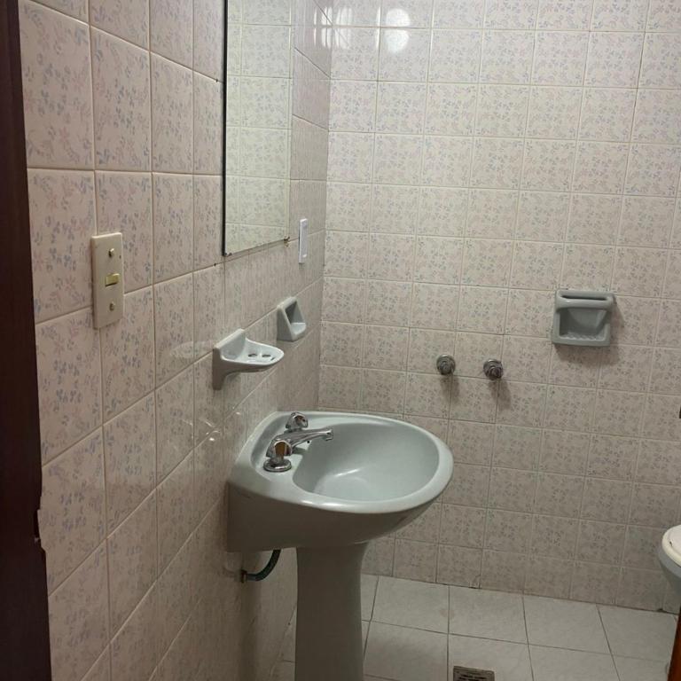 Gran Hotel Avenida - Classic Triple Room - 5