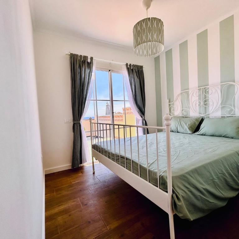 Ocean view - Two-Bedroom Apartment - 5