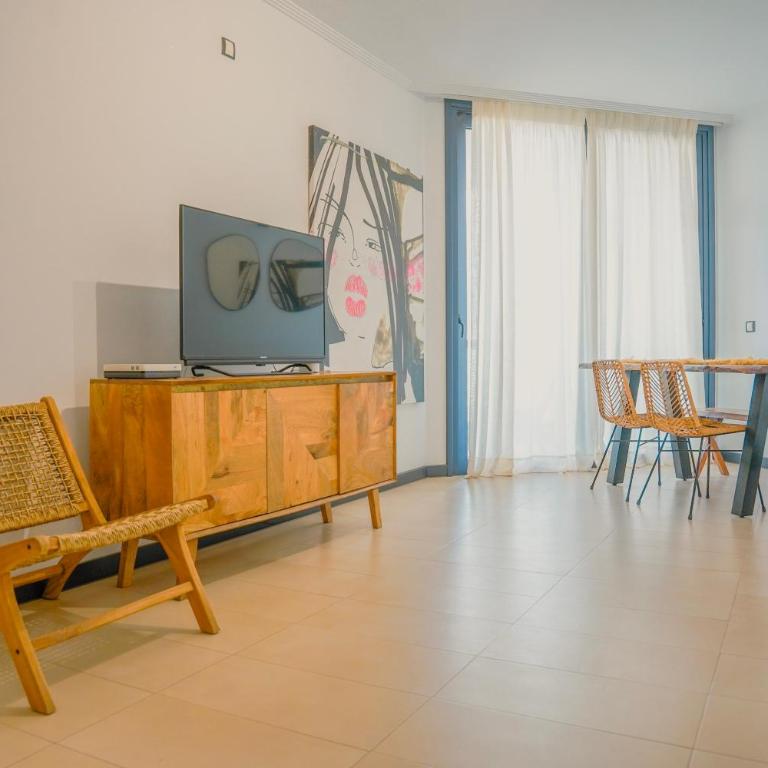 Beach Suite Cotillo - Three-Bedroom Apartment - 10