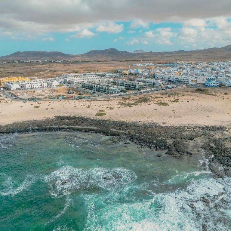 Beach Suite Cotillo - Three-Bedroom Apartment - 17