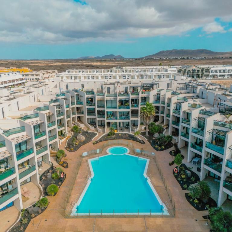 Beach Suite Cotillo - Three-Bedroom Apartment - 19