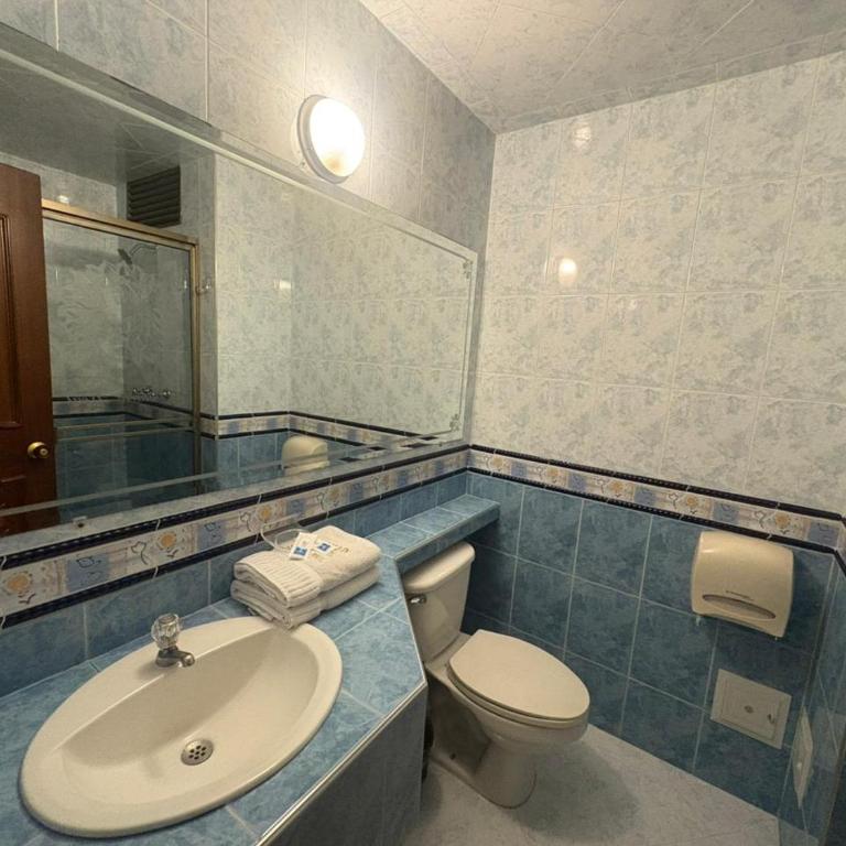 Lavid Hotel Palacio Real - Habitación Triple Estándar - 4