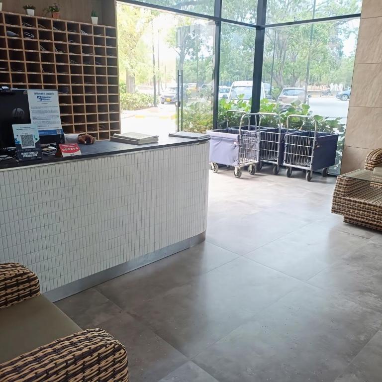 Excelente vista, Bello horizonte plaza, piso 12 - Apartamento de 1 dormitorio con balcón y vistas al mar - 4