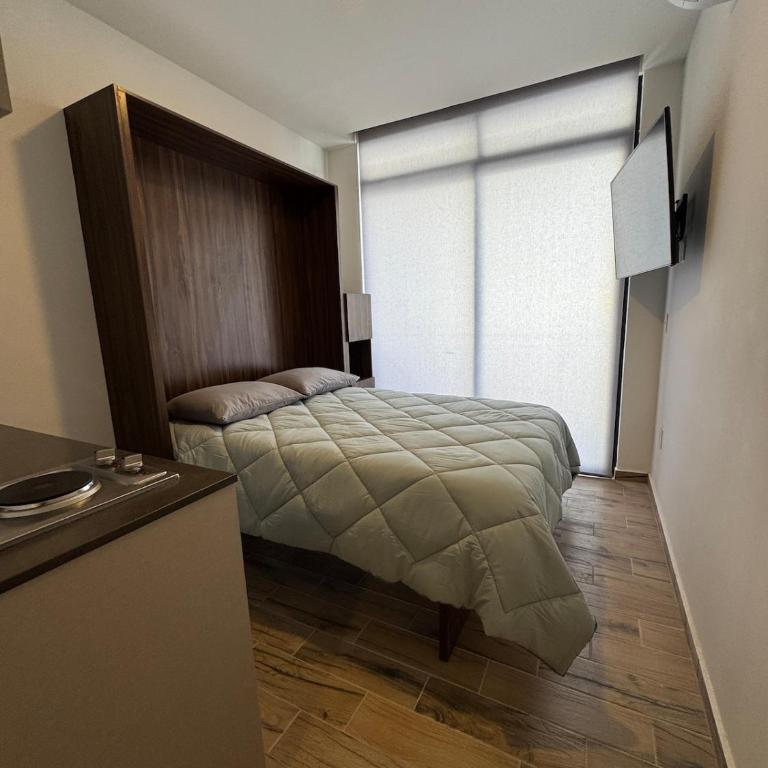 Furnished loft in Ciudad Granja with balcony - Apartamento de 1 dormitorio - 18