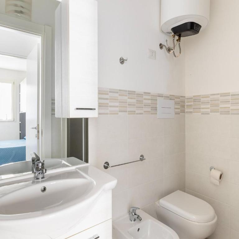 Vista mare e castello, piscina e posto auto - Appartamento con 1 Camera da Letto - 17