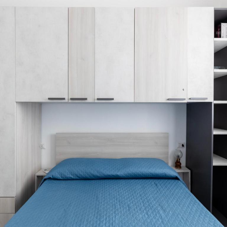 Vista mare e castello, piscina e posto auto - Appartamento con 1 Camera da Letto - 14