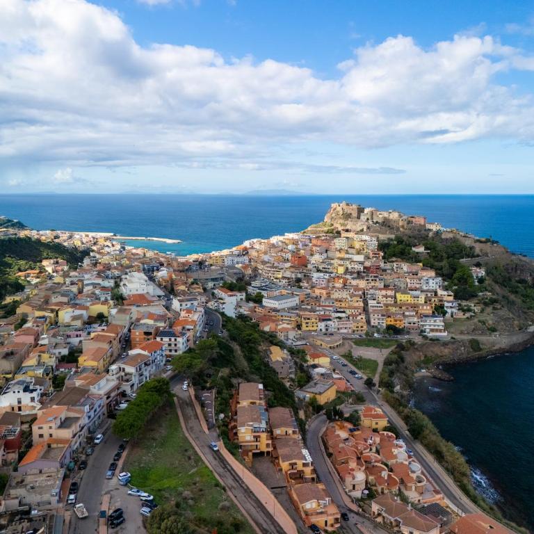 Vista mare e castello, piscina e posto auto - Appartamento con 1 Camera da Letto - 29