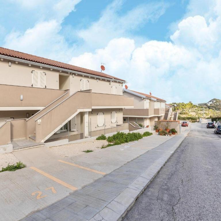 Air conditioning, swimming pool and parking space - Appartamento con 1 Camera da Letto - 20