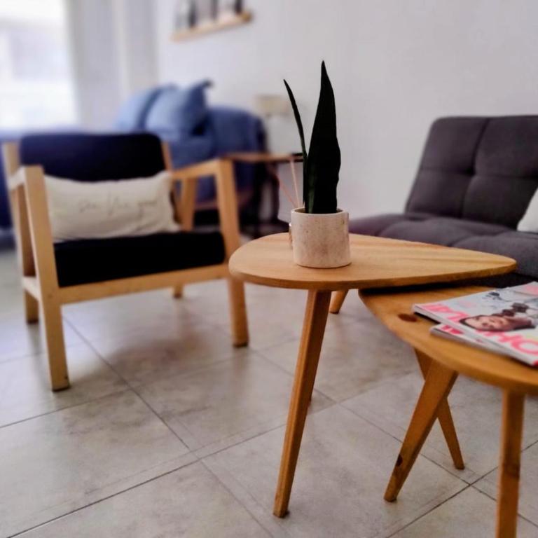 Luminoso monoambiente a pasos del Hospital Italiano - Apartamento de 1 dormitorio - 3