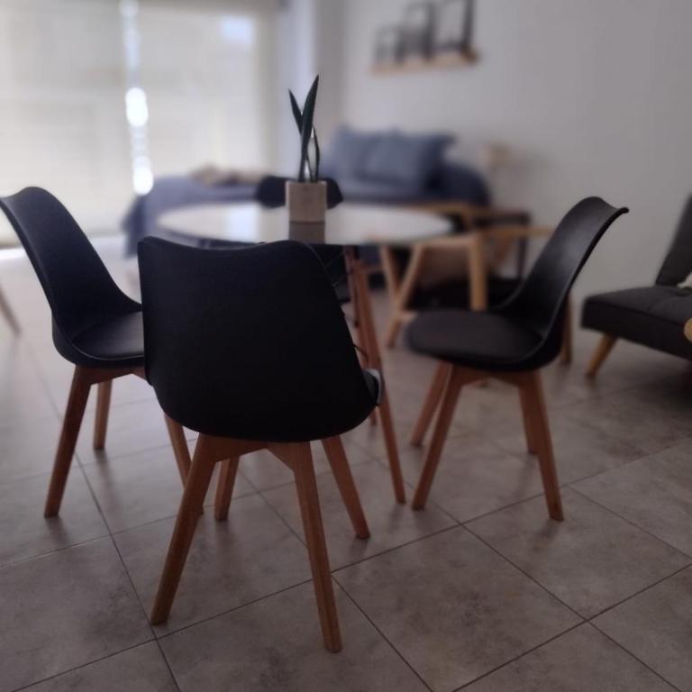 Luminoso monoambiente a pasos del Hospital Italiano - Apartamento de 1 dormitorio - 12