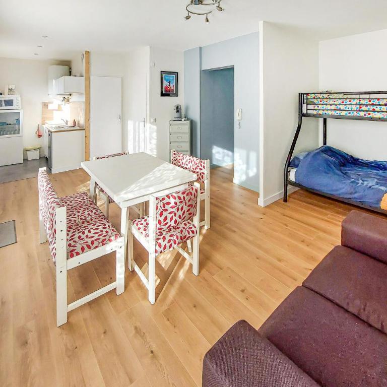 Cozy Apartment In Dunkerque - Apartment - 1