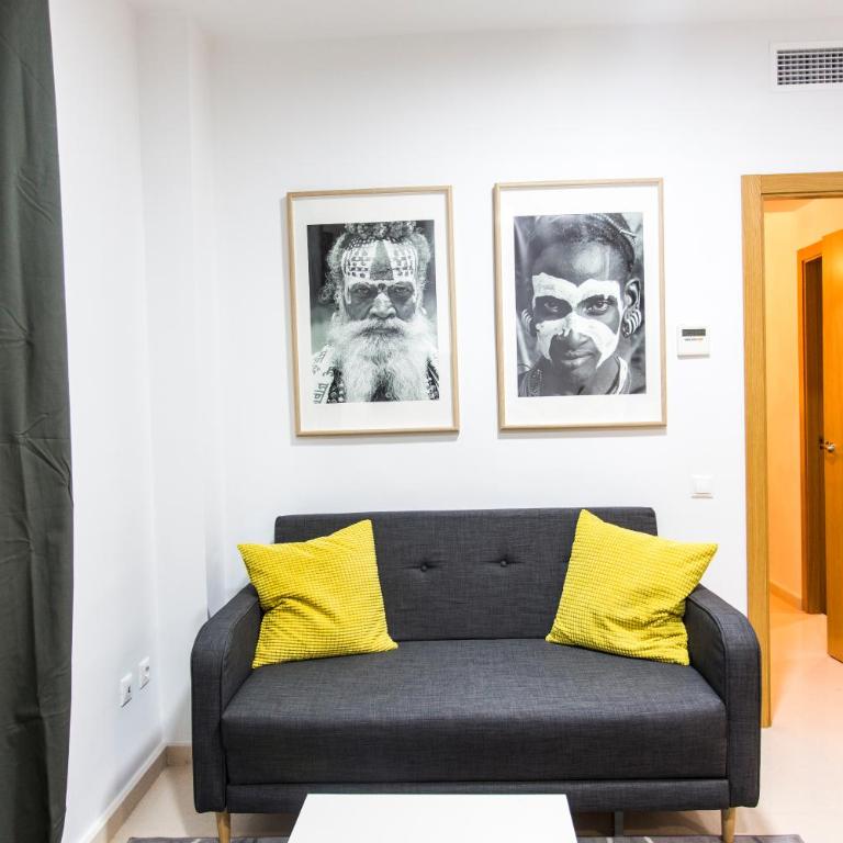 Total Valencia Old City Luxury - One-Bedroom Apartment - 6