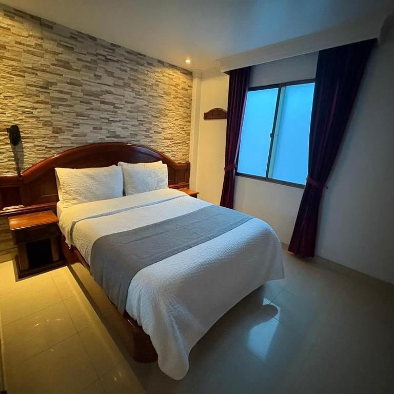 Lavid Hotel Palacio Real - Habitación Familiar - 12