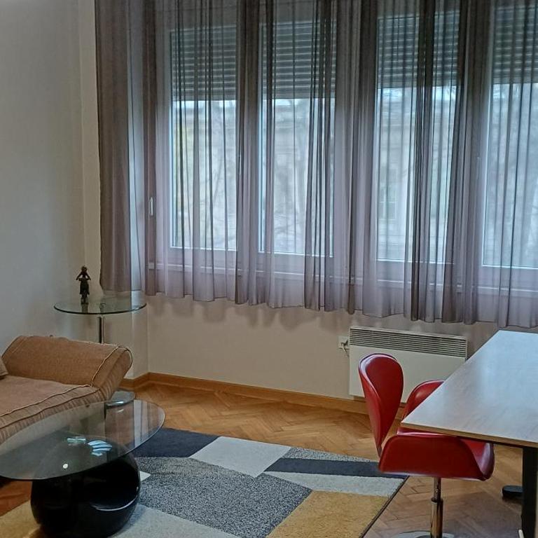 LP apartment - One-Bedroom Apartment - 3