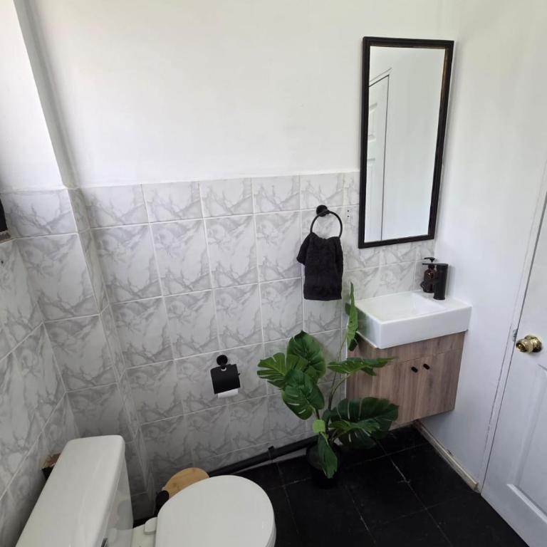 Casona Lyon mejor barrio de providencia - Studio Apartment with King Bed - 12