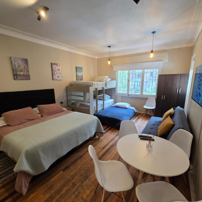 Casona Lyon mejor barrio de providencia - Studio Apartment with King Bed - 4