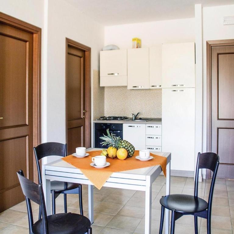 Apartment with garden in Villasimius - One-Bedroom Apartment - 10
