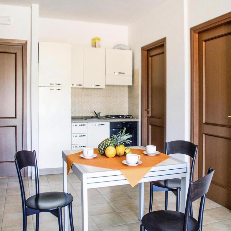 Apartment with garden in Villasimius - One-Bedroom Apartment - 5