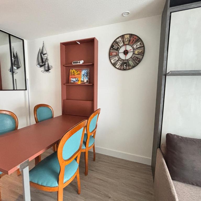 Studio aux Sables-d'Olonne: Plage à 50m, pour 3 personnes - FR-1-197-621 - Studio - 17
