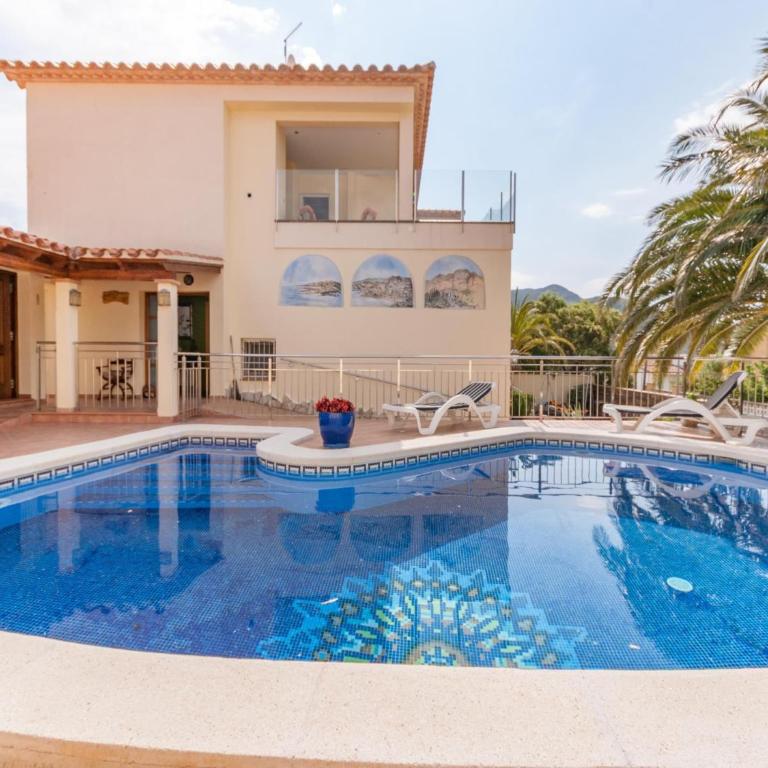 Modern Villa with Garden - Villa de 4 dormitorios - 1