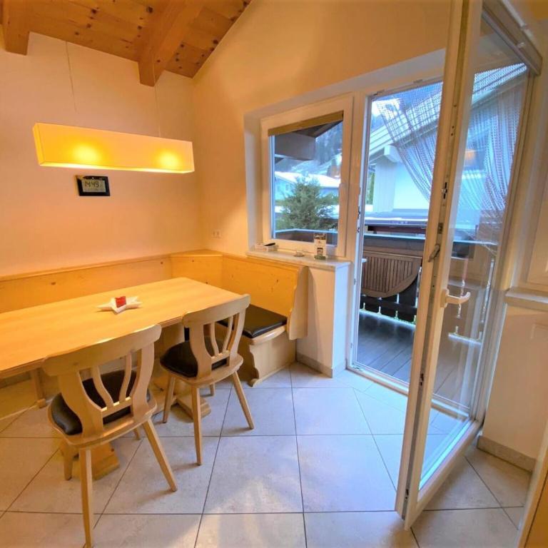 Holiday home in Hollersbach im Pinzgau - Maison de Vacances 1 Chambre - 2