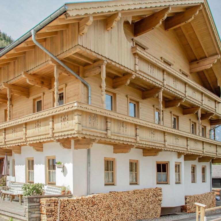 Apartment in Hainzenberg near Ski Slopes - Apartment mit 2 Schlafzimmern - 1