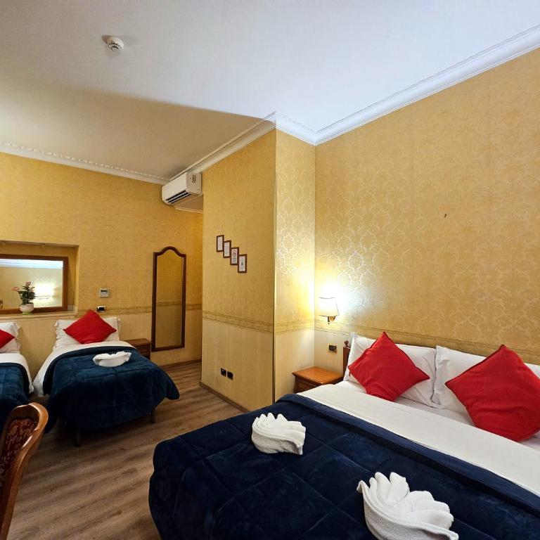 Hotel Amadeus - Camera Quadrupla Deluxe - 1
